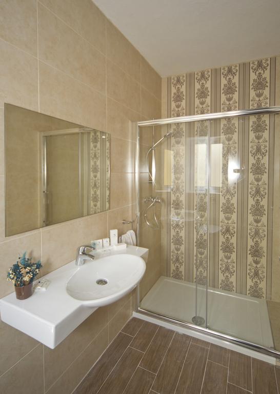 Slimiza Suites Sliema Room photo