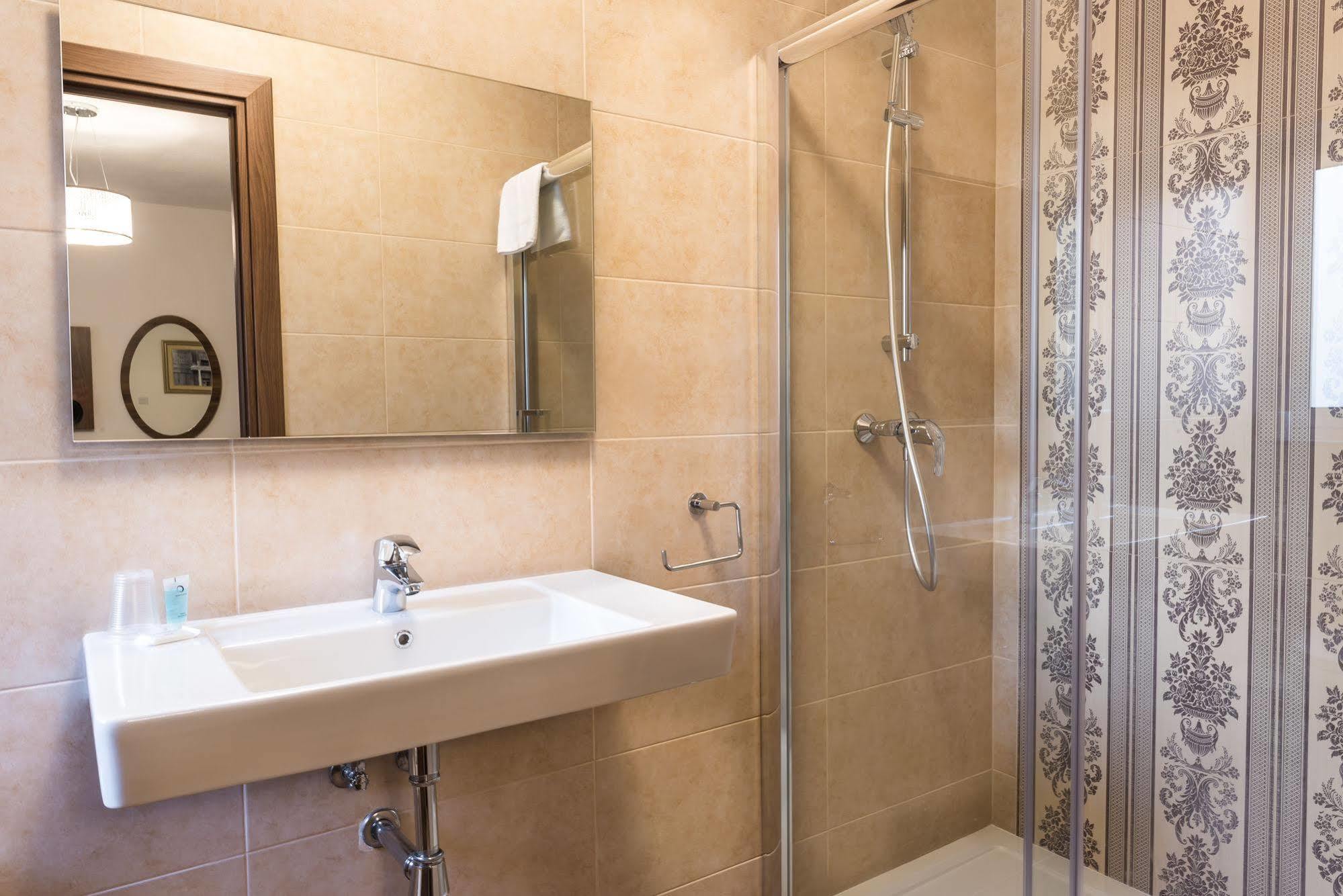 Slimiza Suites Sliema Exterior photo