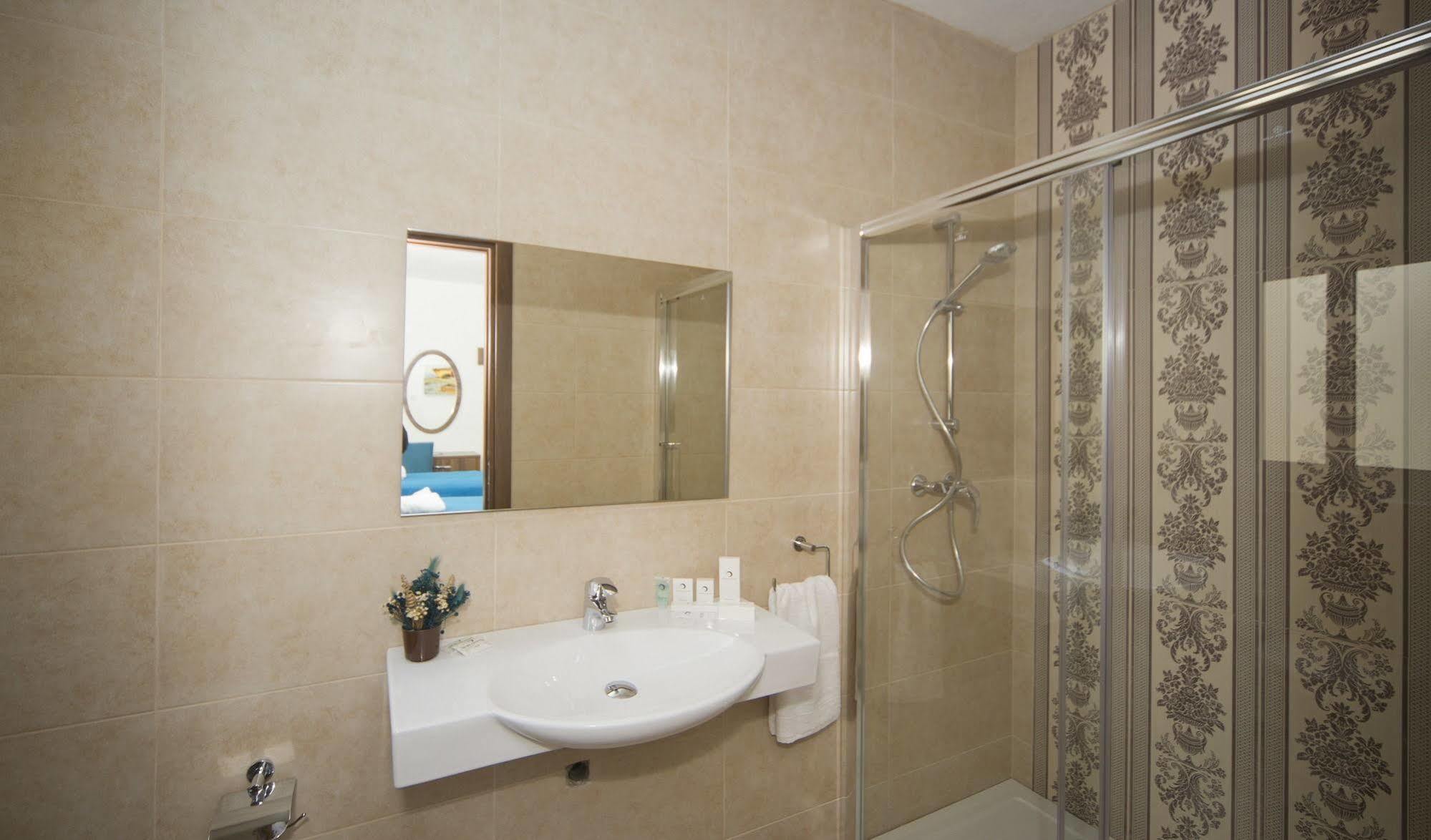 Slimiza Suites Sliema Exterior photo